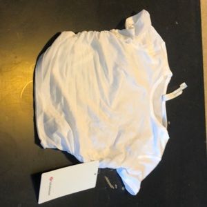 Size 6 lulu lemon crop top